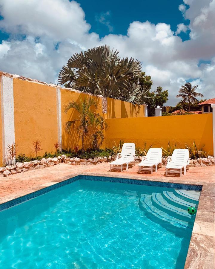 Casa Di Caribe - Private Pool In The Month Of June ! Willemstad Dış mekan fotoğraf